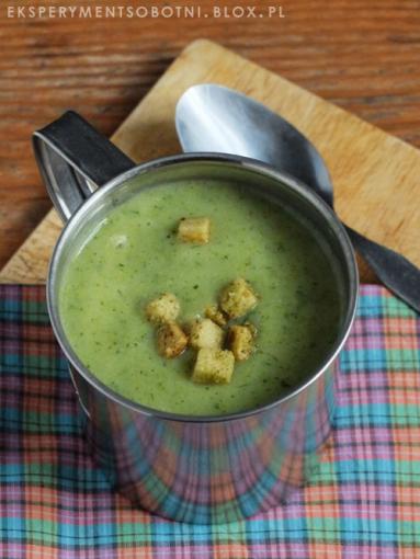 Zdjęcie - zupa-krem z brokuła - kulinarny Eksperyment Sobotni - przepisy dla ... - Przepisy kulinarne ze zdjęciami