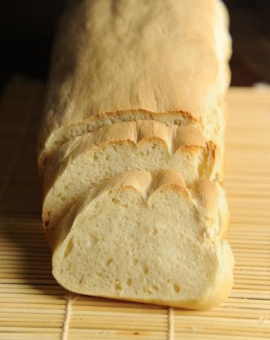 Zdjęcie - Chleb na kefirze - Przepisy kulinarne ze zdjęciami