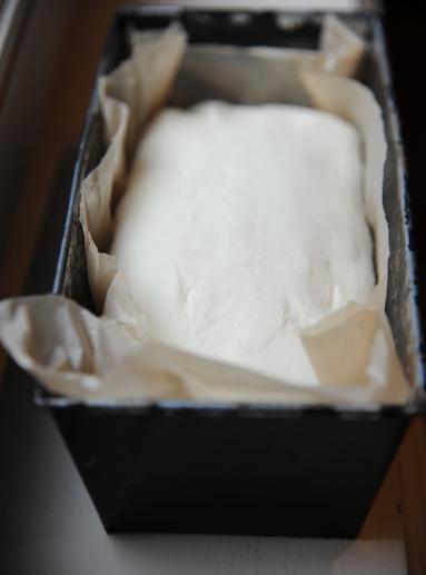 Zdjęcie - Chleb na kefirze - Przepisy kulinarne ze zdjęciami