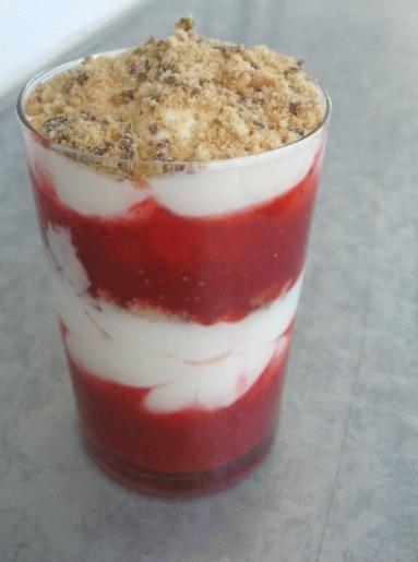 Zdjęcie - Strawberry and oatmeal  swirls  - Przepisy kulinarne ze zdjęciami
