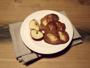Zdjęcie - Placuszki dyniowe z jabłkami na leniwe śniadanie - Przepisy kulinarne ze zdjęciami