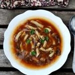 Zdjęcie - Zupa z pieczarkami i soczewicą - Przepisy kulinarne ze zdjęciami