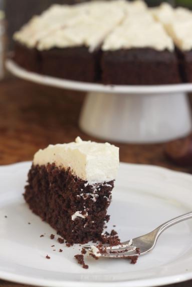 Zdjęcie - Ciasto czekoladowe z burakiem - Przepisy kulinarne ze zdjęciami