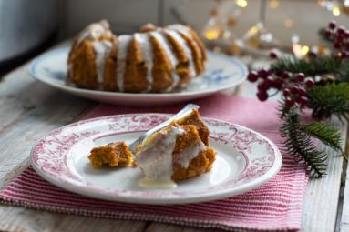 Zdjęcie - Korzenne ciasto marchewkowe - Przepisy kulinarne ze zdjęciami