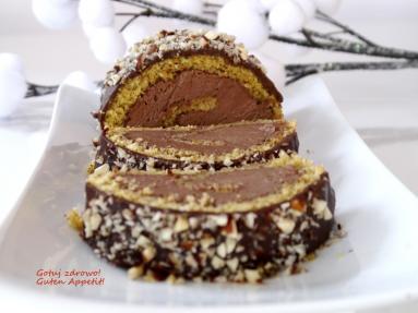 Zdjęcie - Rolada orzechowa z kremem czekoladowym - bezglutenowa - Przepisy kulinarne ze zdjęciami