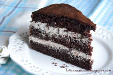 Zdjęcie - Tort czekoladowo - kawowy z powidłami śliwkowymi - Przepisy kulinarne ze zdjęciami