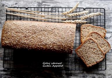 Zdjęcie - Pełnoziarnisty chleb orkiszowy - prosty przepis. Dieta - szybka przemiana - Przepisy kulinarne ze zdjęciami