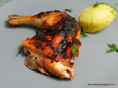 Zdjęcie - Rozpłaszczony kurczak z cytryną i rozmarynem - Przepisy kulinarne ze zdjęciami