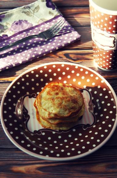 Zdjęcie - Jedz te dwu-składnikowe pankejki każdego ranka a zobacz jak Twój tłuszczyk znika! - Przepisy kulinarne ze zdjęciami