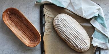 Zdjęcie - Pełnoziarnisty chleb z kaszą jaglaną i rodzynkami - Przepisy kulinarne ze zdjęciami