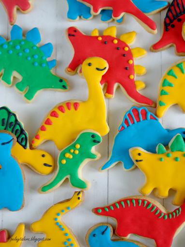 Zdjęcie: Ciastka dinozaury (bardzo kruche) Zdjęcie - Ciastka dinozaury (bardzo kruche) - Przepisy kulinarne ze zdjęciami