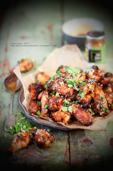 Zdjęcie - Słodko - pikantne tajskie skrzydełka z kurczaka (Sweet and spicy thai chicken wings) - Przepisy kulinarne ze zdjęciami