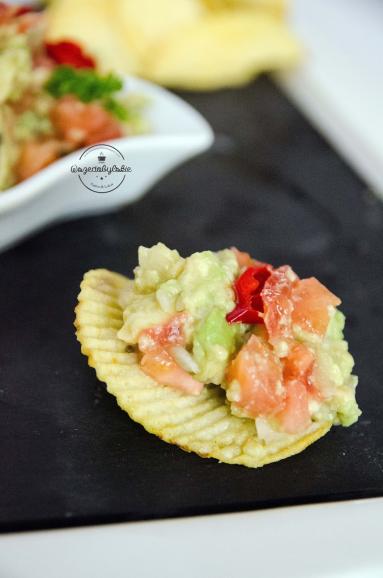 Zdjęcie - Salsa inspirowana guacamole. Super pomysł na przekąskę. - Przepisy kulinarne ze zdjęciami