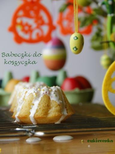 Zdjęcie - Wielkanocne babeczki na mleku skondensowanym - Przepisy kulinarne ze zdjęciami