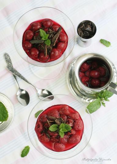Zdjęcie: Panna cotta według przepisu Magdy Gessler Zdjęcie - Panna cotta według przepisu Magdy Gessler - Przepisy kulinarne ze zdjęciami