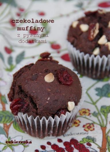 Zdjęcie - Czekoladowe muffiny z pysznymi i zdrowymi dodatkami - Przepisy kulinarne ze zdjęciami
