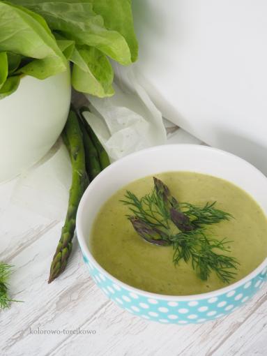 Zdjęcie - Zupa krem z zielonymi szparagami - Przepisy kulinarne ze zdjęciami