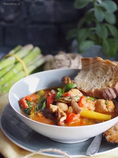 Zdjęcie - Szybka potrawka wiosenna z kurczakiem i szparagami / Easy spring asparagus and chicken stew - Przepisy kulinarne ze zdjęciami