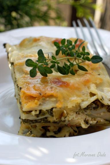 Zdjęcie - Lasagne ze szpinakiem i fetą - Przepisy kulinarne ze zdjęciami