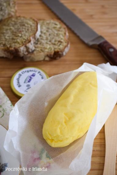 Zdjęcie - Domowe masło śmietankowe | U stóp Benbulbena - Przepisy kulinarne ze zdjęciami