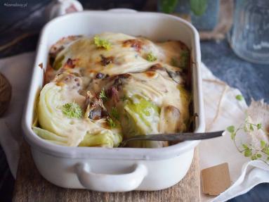 Zdjęcie - Młoda kapusta zapiekana w beszamelu / Young cabbage baked with bechamel sauce - Przepisy kulinarne ze zdjęciami