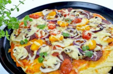 Zdjęcie - Pizza bez drożdży + film- Jak zrobić - Smakowite Dania - Przepisy kulinarne ze zdjęciami