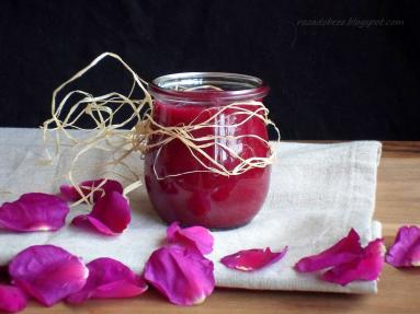 Zdjęcie - Romantyzm do jedzenia, czyli przecier różany - Przepisy kulinarne ze zdjęciami