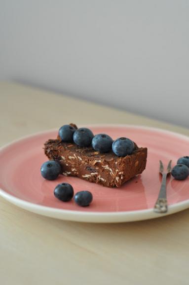 Zdjęcie - Najprostszy wegański blok czekoladowy - Przepisy kulinarne ze zdjęciami