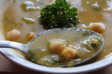 Zdjęcie - Włoska zupa z ciecierzycy. - Przepisy kulinarne ze zdjęciami