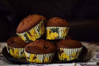 Zdjęcie - Gryczane muffiny z jeżynami | U stóp Benbulbena - Przepisy kulinarne ze zdjęciami