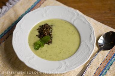 Zdjęcie - lekka zupa z cukinii z soczewicą - kulinarny Eksperyment Sobotni - ... - Przepisy kulinarne ze zdjęciami