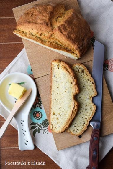 Zdjęcie - Irlandzki chleb z kminkiem | U stóp Benbulbena - Przepisy kulinarne ze zdjęciami