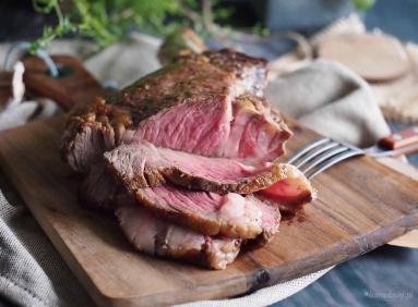 Zdjęcie - Stek z sosem grzybowym / Steak with mushroom sauce - Przepisy kulinarne ze zdjęciami