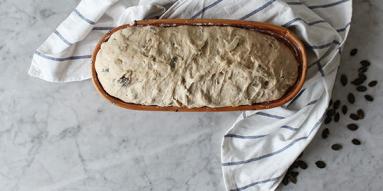 Zdjęcie - Jogurtowy chleb z pieczarkami - Przepisy kulinarne ze zdjęciami