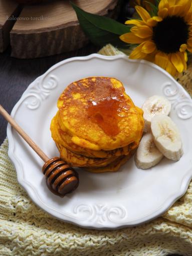 Zdjęcie - Dyniowe fit pancakes - Przepisy kulinarne ze zdjęciami