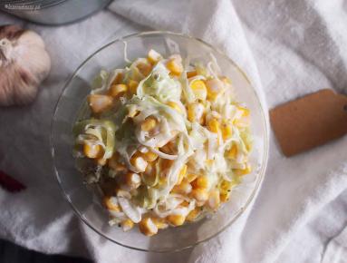 Zdjęcie - Surówka z pora z kukurydzą / Leek and corn salad - Przepisy kulinarne ze zdjęciami