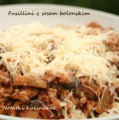 Zdjęcie - Fusillini z sosem bolońskim czyli makaron z mięsem :) - Przepisy kulinarne ze zdjęciami