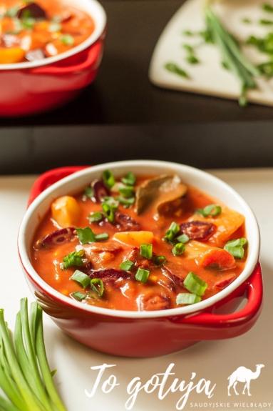 Zdjęcie - Pikantna zupa z pieczonych warzyw - Przepisy kulinarne ze zdjęciami