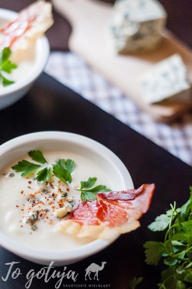Zdjęcie - Zupa krem z kalafiora z serem pleśniowym - Przepisy kulinarne ze zdjęciami