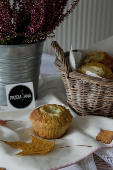 Zdjęcie - Wytrawne muffiny dyniowe - Przepisy kulinarne ze zdjęciami