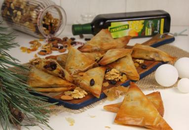 Zdjęcie - Bakaliowe samosy - Przepisy kulinarne ze zdjęciami