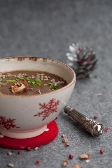 Zdjęcie - Zupa grzybowa świąteczna - Przepisy kulinarne ze zdjęciami