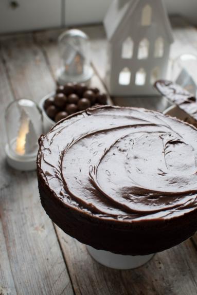 Zdjęcie - Torcik (z bajecznym kremem czekoladowym) - Przepisy kulinarne ze zdjęciami