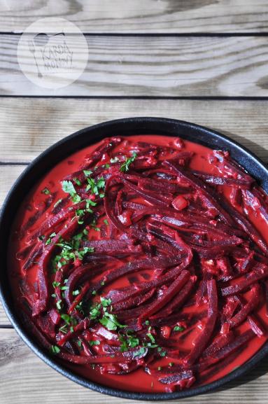 Zdjęcie: Buraki z curry i mlekiem kokosowym Zdjęcie - Buraki z curry i mlekiem kokosowym - Przepisy kulinarne ze zdjęciami