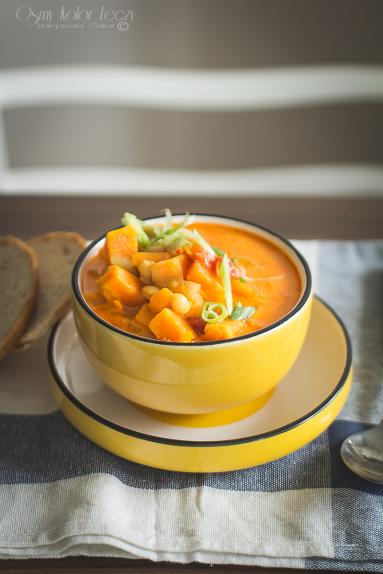 Zdjęcie - Szybkie curry z batatów i białej fasoli - Przepisy kulinarne ze zdjęciami