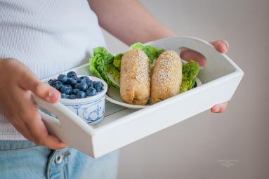 Zdjęcie - Pełnoziarniste paluchy z mielonym indykiem i warzywami - Przepisy kulinarne ze zdjęciami