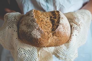 Zdjęcie - Chleb razowy na płatkach owsianych - Przepisy kulinarne ze zdjęciami