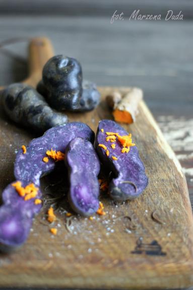 Zdjęcie - Ziemniaki fioletowe pieczone - Przepisy kulinarne ze zdjęciami