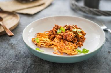 Zdjęcie - Orientalne ragout – sos z mięsa mielonego - Przepisy kulinarne ze zdjęciami