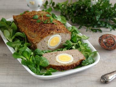 Zdjęcie - Pieczeń z mięsa mielonego z jajkiem - Przepisy kulinarne ze zdjęciami